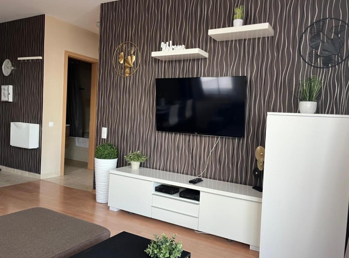 Vip Mini Resort,Private Parking & Balcony Budapest Exterior photo